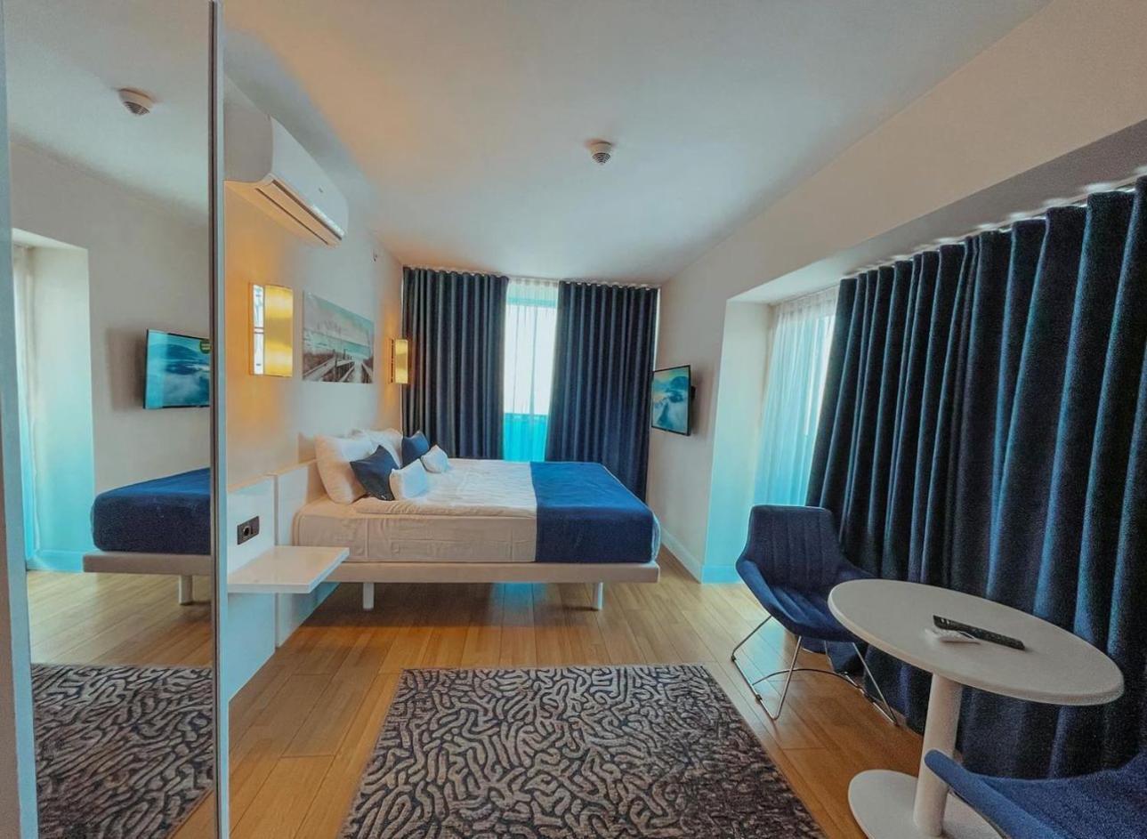 Апартаменты With Sea View