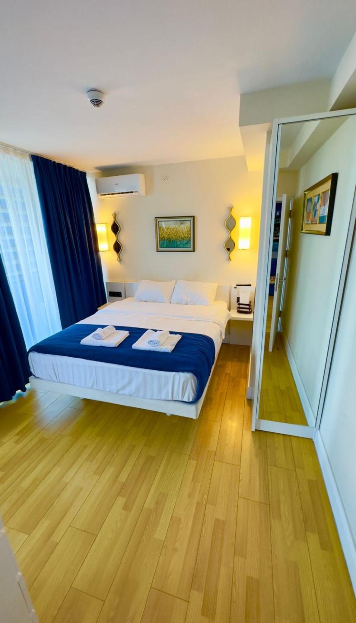 With Sea View Апартаменты