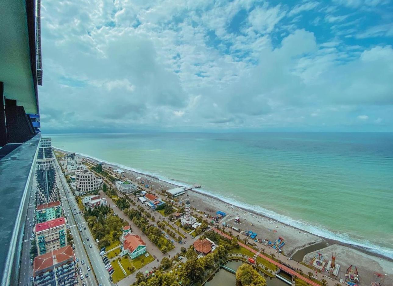 With Sea View Апартаменты Батуми