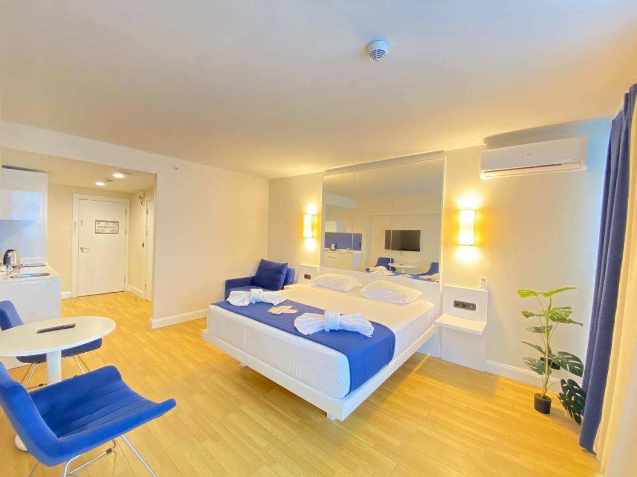 Апартаменты With Sea View